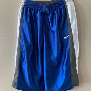 Vintage Y2K Nike Hoops Athletic Basketball Shorts Boys Large (14-16)